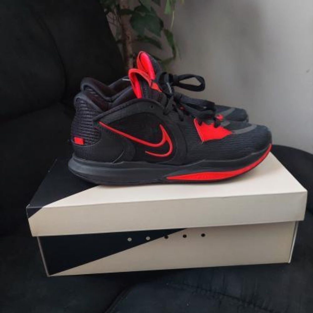 Kyrie 5 Low